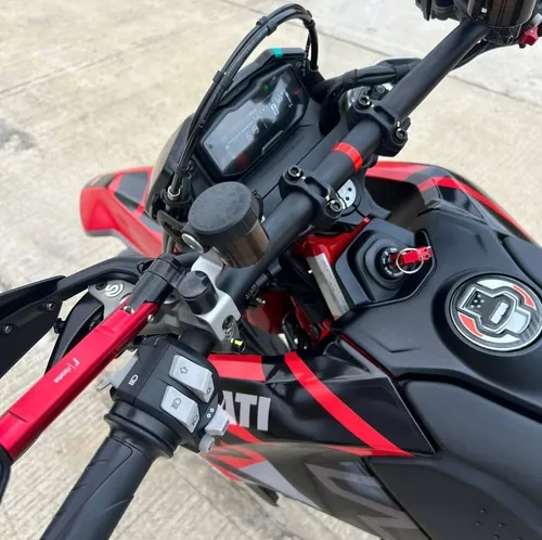 Ducati Hypermotard 698 Mono Como Nueva