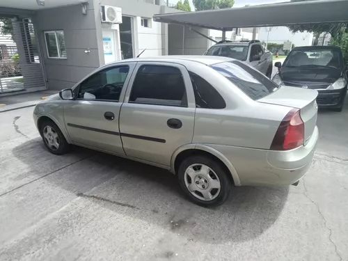 CHEVROLET - CORSA - 2008/2009 - Prata - R$ 28.900,00 - Promotors