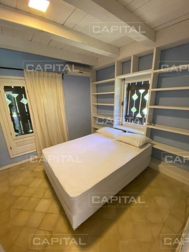 Gran Residencia En Barrio Golf Disponible En Alquiler Temporario Y Venta, Punta Del Este- Ref: 30327