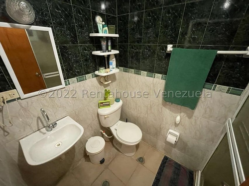 Imagen 20 de 26 de Hermosa Casa De 2 Niveles, Ubicada En Urbanismo Privado Con Vigilancia Las 24 Horas Mls 23-3535 04127800070