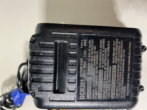 Dewalt Cargador Dcb107 12v-20v Y Bateria 20v- Usados (Usado)