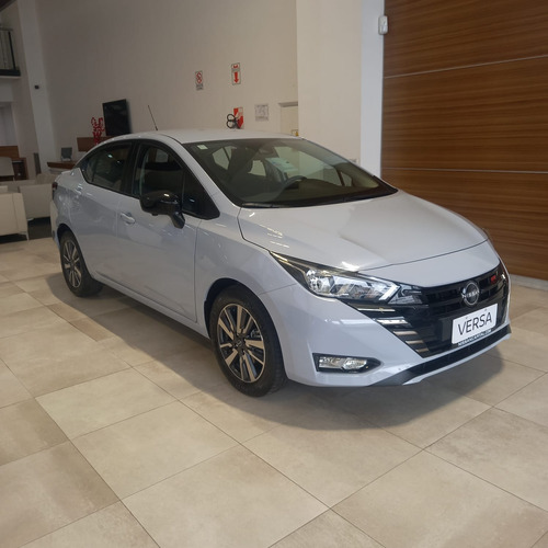 Nissan Versa 1.6 Sr Cvt