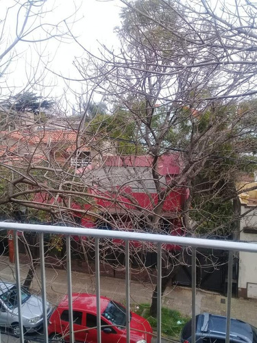Imagen 3 de 11 de Departamento - Olivos 2 Ambientes C/balcon 41 Mts.