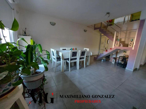 Casa En Venta, 5 Ambientes - El Trébol