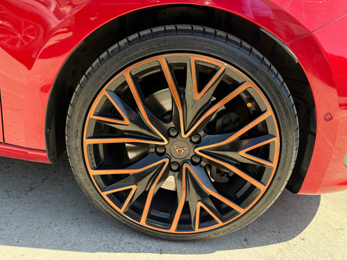 Cupra Leon 300Hp