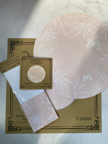 Imagen 6 de 10 de Set Platos De Sitio De Papel + Porta Cubiertos + Posavasos