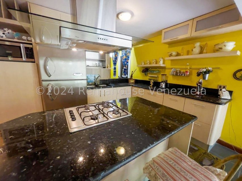 Apartamento Con Terraza Excelente Ubicación!!! En Alquiler La Carlota I