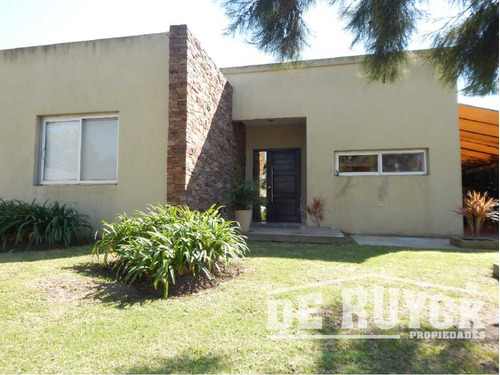 Casa En Venta En Altos De Hudson I