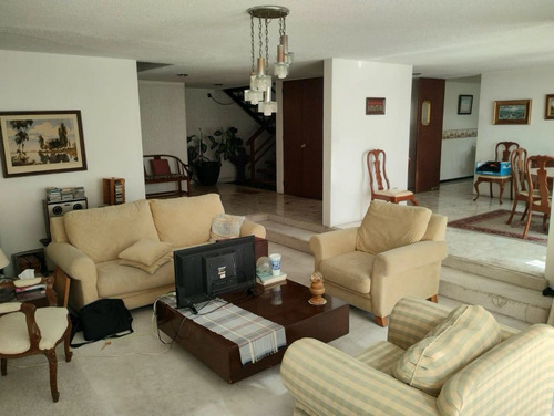 Recuperación Bancaria! Excelente Oportunidad Solo Contado! Casa En Venta , Fuente De Lilas 3, Lomas De Tecamachalco Huixquilucan La2-za