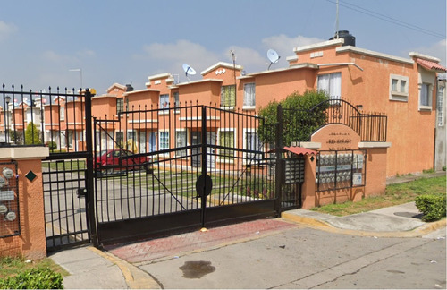 Venta De Casa En Rio Barayo Mz 2 Lt 11, Villa Del Real, Tecámac, 55749, Ojo De Agua, Méx, Mediante Remate Hipotecario.