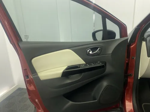 Renault Captur 2.0 Intens Automática