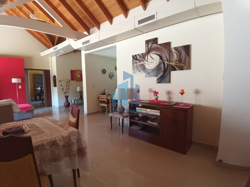 Venta Casa De 4 Ambientes En Club De Campo San Patricio
