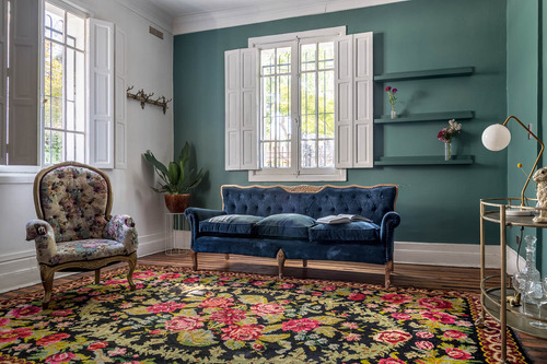 Casona Clásica Remodelada Con Amplio Estudio Y Espacios