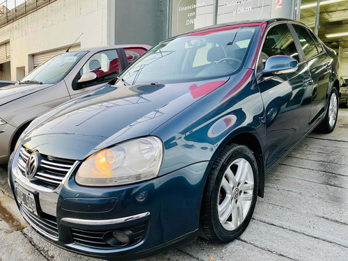 Imagen 2 de 14 de Volkswagen Vento 1.9 I Advance Dsg 2009