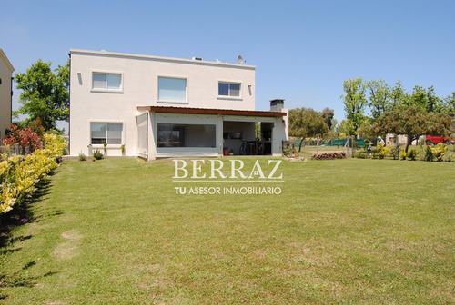 Imagen 25 de 30 de Casa En Venta En Santa Guadalupe, Pilar Del Este, G.b.a. Zona Norte