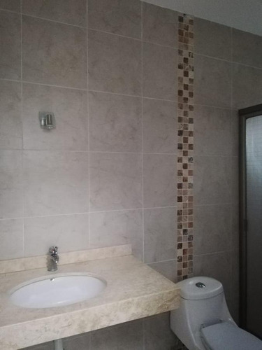 Imagen 17 de 22 de Lomas De La Rioja, Casa En Renta De 3 Recámaras