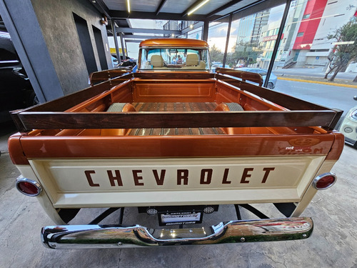 Chevrolet Apache 32
