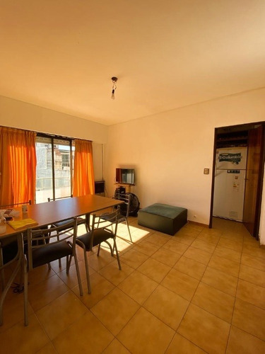 Imagen 2 de 9 de Departamento En Venta En Lanus Oeste