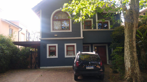 Venta Casa En Barrio Cerrado La Chacra