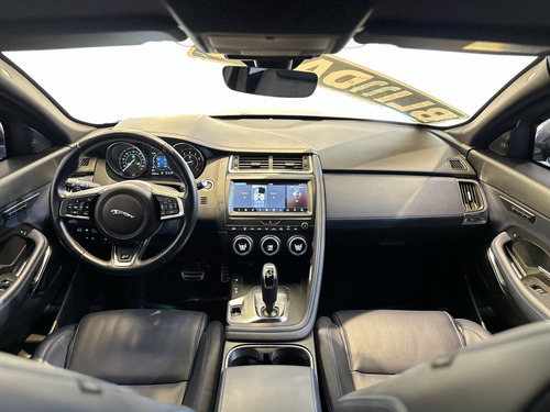 Jaguar E-Pace 2.0 16V P300 GASOLINA R-DYNAMIC SE AWD AUTOMÁTICO
