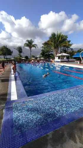 Club Santa Paula.
