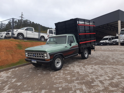 Imagem 2 de 5 de Ford F1000 Boiadeiro