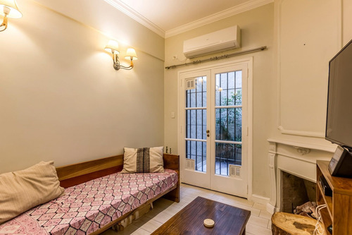 Departamento. Planta Baja. Patio. Belgrano