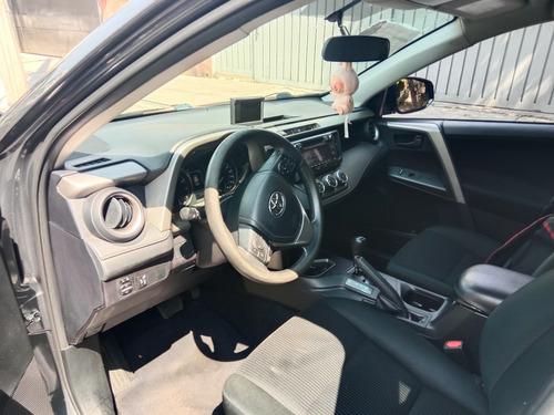 Toyota RAV4 2.5 Le At