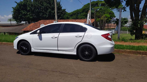 Imagem 2 de 2 de Honda Civic 2013 1.8 Lxs Flex 4p