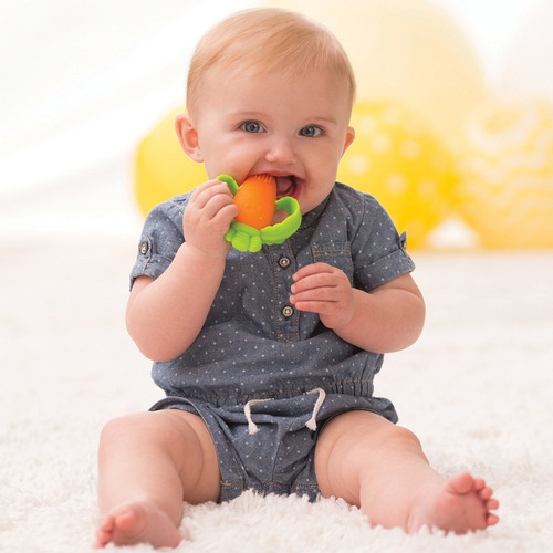 Infantino Good Bites - Mordedor De Zanahoria Con Textura Color Anaranjado Y Verde