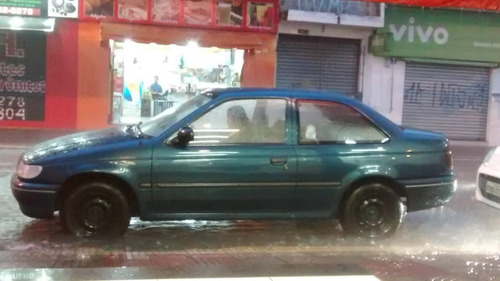 Imagem 1 de 10 de Logus 1.8 Gli Volks