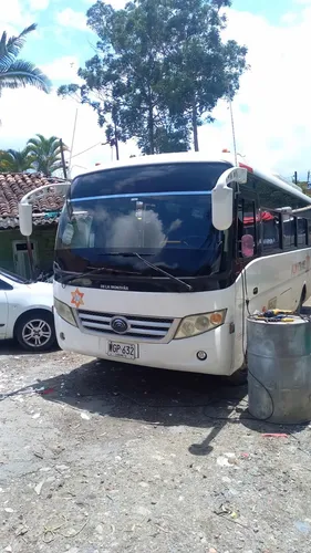 Buseta Yutong 2015 24pj