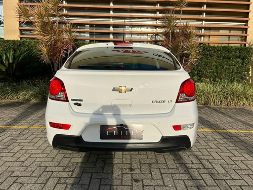 Imagem 6 de 14 de Chevrolet Cruze Lt Hb