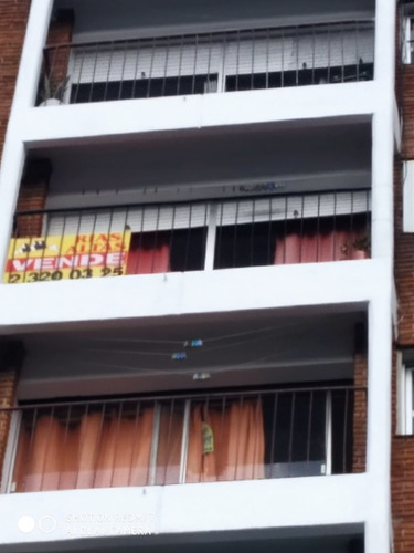 Imagen 12 de 12 de Inmobiliaria Rias Altas Vende Cómodo Apartamento En Piso Alto Con La Mejor Vista Desde El Cerro