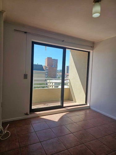 Se Arrienda Departamento Centro De Concepción (87369)