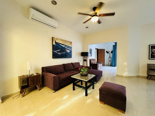 Casa En Venta En Benito Juarez Norte, Merida.