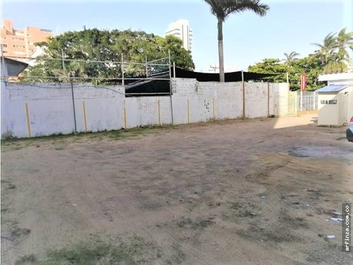 Imagen 3 de 9 de Lote Comercial En Venta O Alquiler