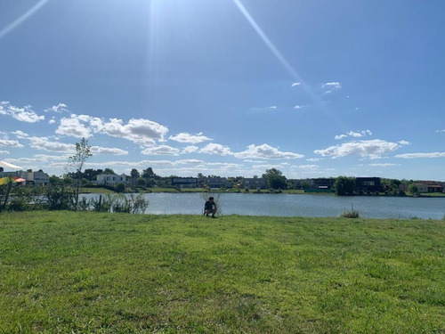 Imagen 6 de 10 de Hermoso Lote Al Agua En San Matias
