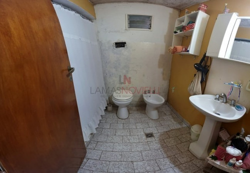 Imagen 18 de 30 de Casa Al Frente Con Prefabricada Al Fondo