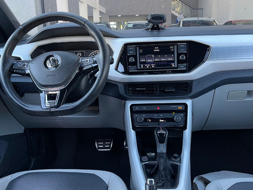 Volkswagen T-Cross 1.4 250 TSI TOTAL FLEX HIGHLINE AUTOMÁTICO