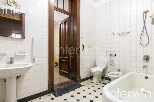 Venta Casa Inglesa De 3 Plantas - Belgrano - Belgrano R