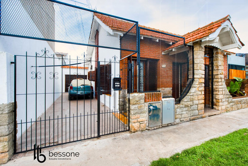 Casa En Barrio San Cayetano