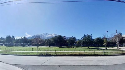 San Carlos - Av. Camilo Enríquez, Preciosa Casa