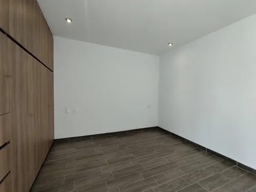 Casa En Venta Con Recamará En Planta Baja Fracc El Cielo León Gto. Zona Norte