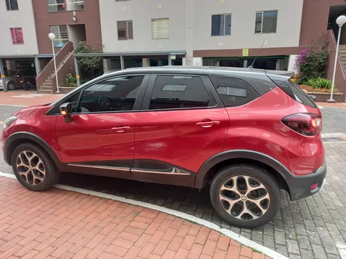 Renault Captur 2.0 Intens Automática