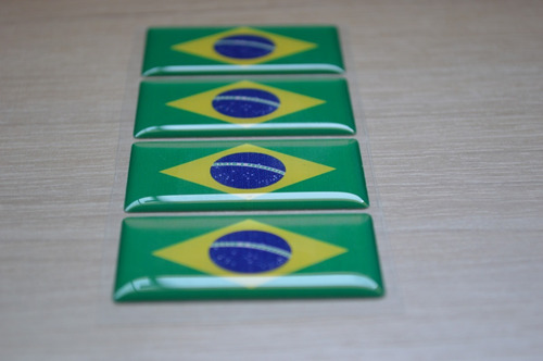 Imagem 3 de 6 de 4 Bandeiras Brasil Adesivos Resina Lateral Carro 25x45mm