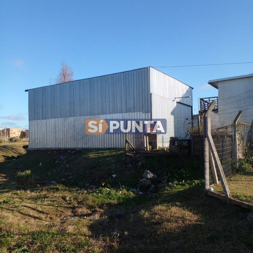 Imagen 3 de 30 de Casa En Venta - Urb. San Jorge