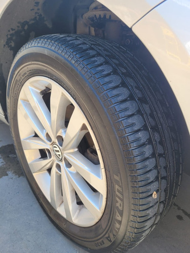Volkswagen Fox 1.6 Connect Total Flex 5p