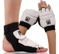 Comprar Guantes Y Empeineras De Taekwondo
