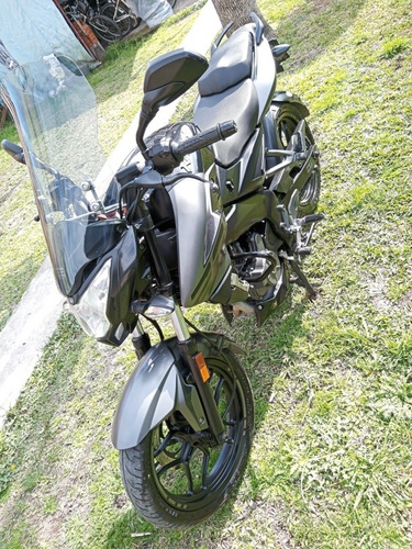 Imagen 3 de 15 de Bajaj Rouser Ns200